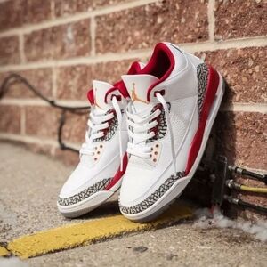 Women's Air Jordan 3 Retro 'Cardinal Red'